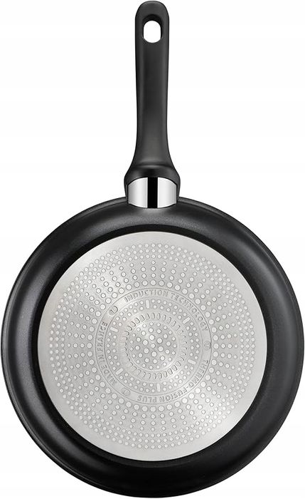 patelnia tradycyjna tefal 24 cm tytanowa opis