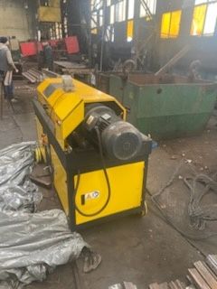 Gwintownica, walcarka do gwintów  M16-39