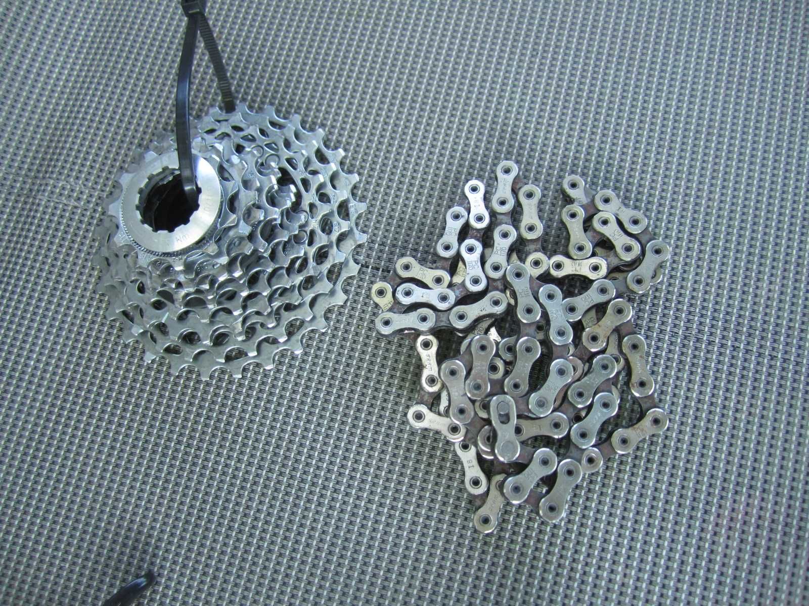 Sram Force 22 napęd 2x11 klamkomanetki carbon przerzutka gravel szosa