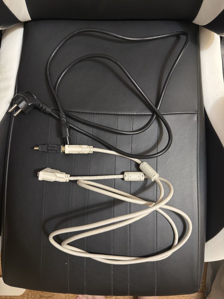 Монитор Philips 220V8 22 дюйма, самовывоз