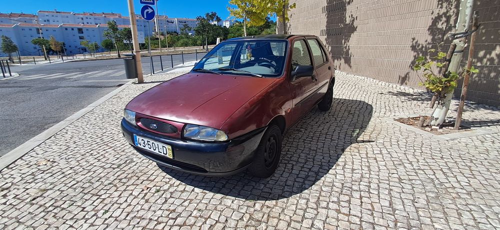 Vendo ford fiesta 1.3