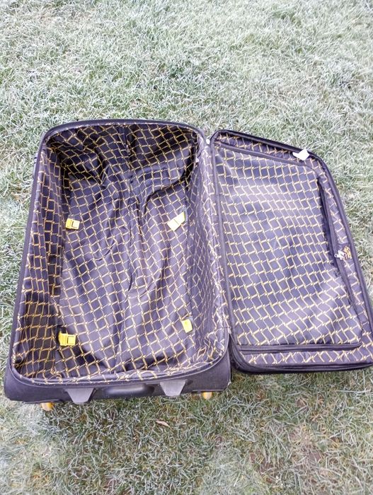 Сумка дорожная на колесах недорого.