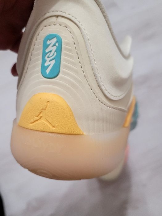 Кроссовки NIKE Air Zoom JORDAN ZION 4 нові original