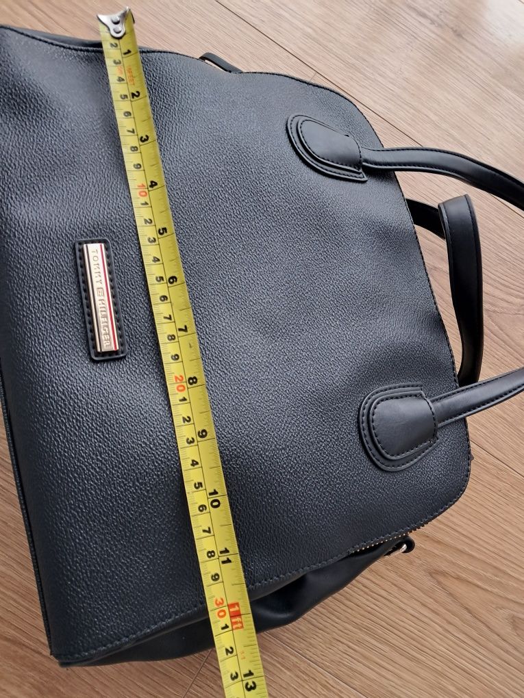 Torebka Tommy Hilfiger.