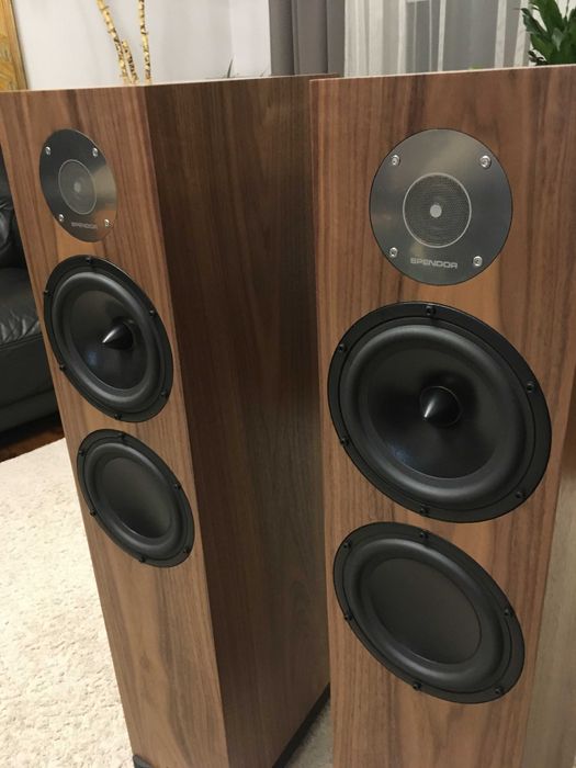 Kolumny Spendor D7.2