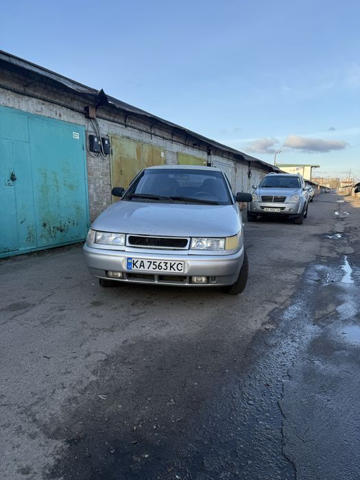 Ваз 2112 1.6 8кл в хорошому стані