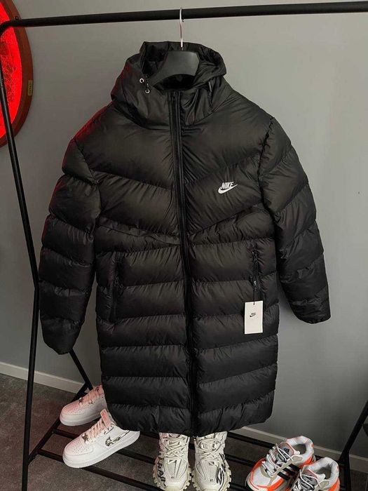 Теплий і легкий пуховик для холодної зими Nike Storm Fit Long чорний