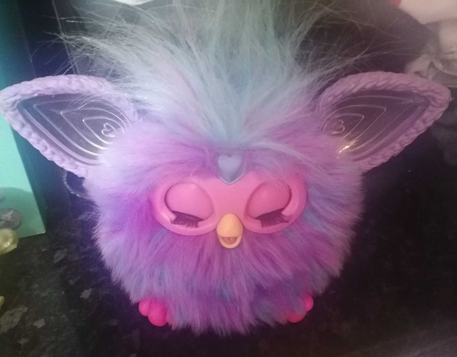 Furby zabawka interaktywna