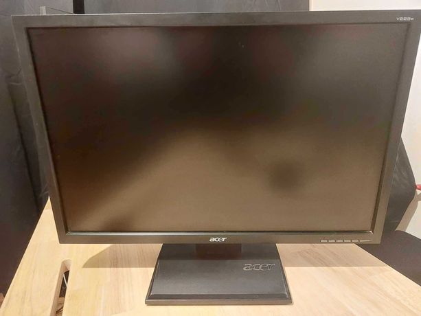 Monitor Acer 22 cale V223W