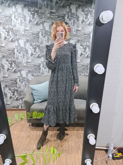 Трендовое платье mango