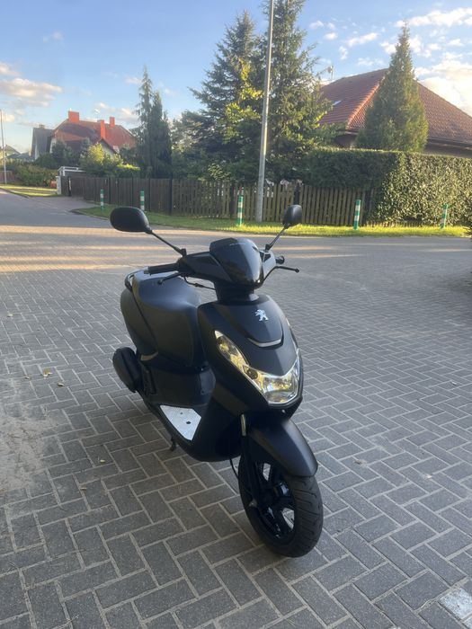 Peugeot kisbee 50 4t wtrysk black edition jak nowy led zarejestrowany