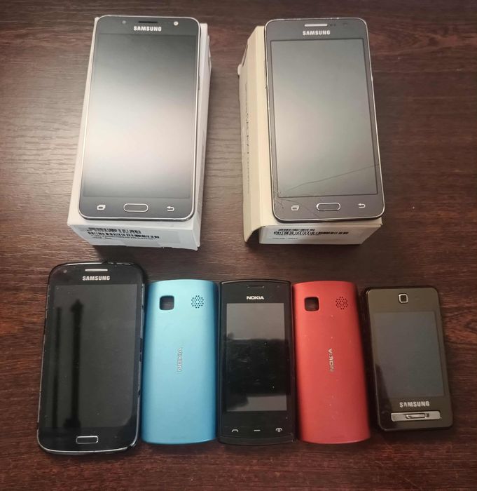 Sprzedam telefony 14 szt