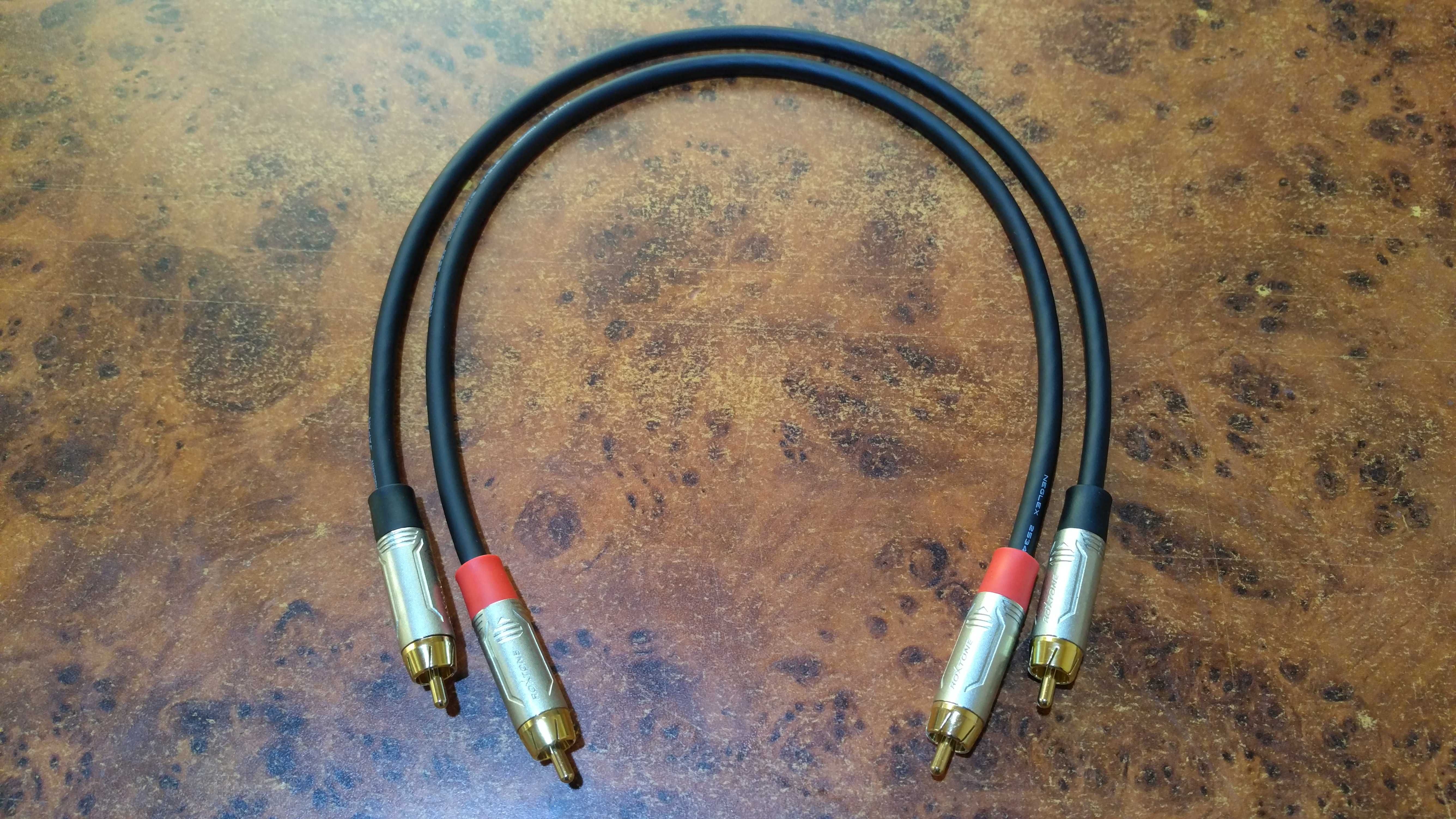 Hi-Fi межблочный кабель MOGAMI W2534 2RCA/2RCA ROXTONE направленный