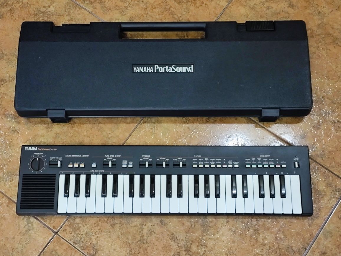 Yamaha Portasound PS-400 це вінтажна електронна клавіатура