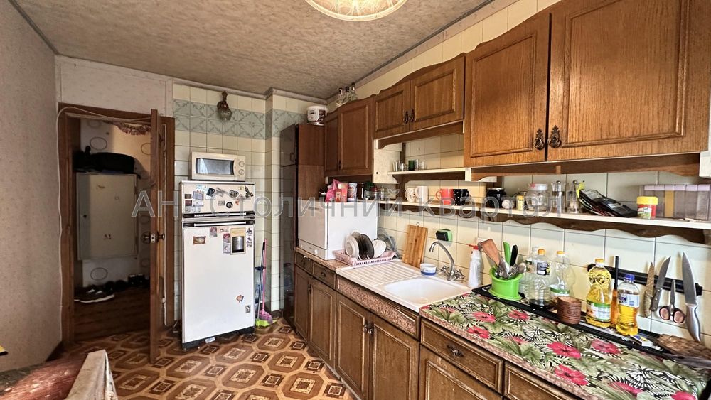 Лукʼянівка Татарка Князя Володимира Мономаха 26-б ( Отто Шмідта 26-б )