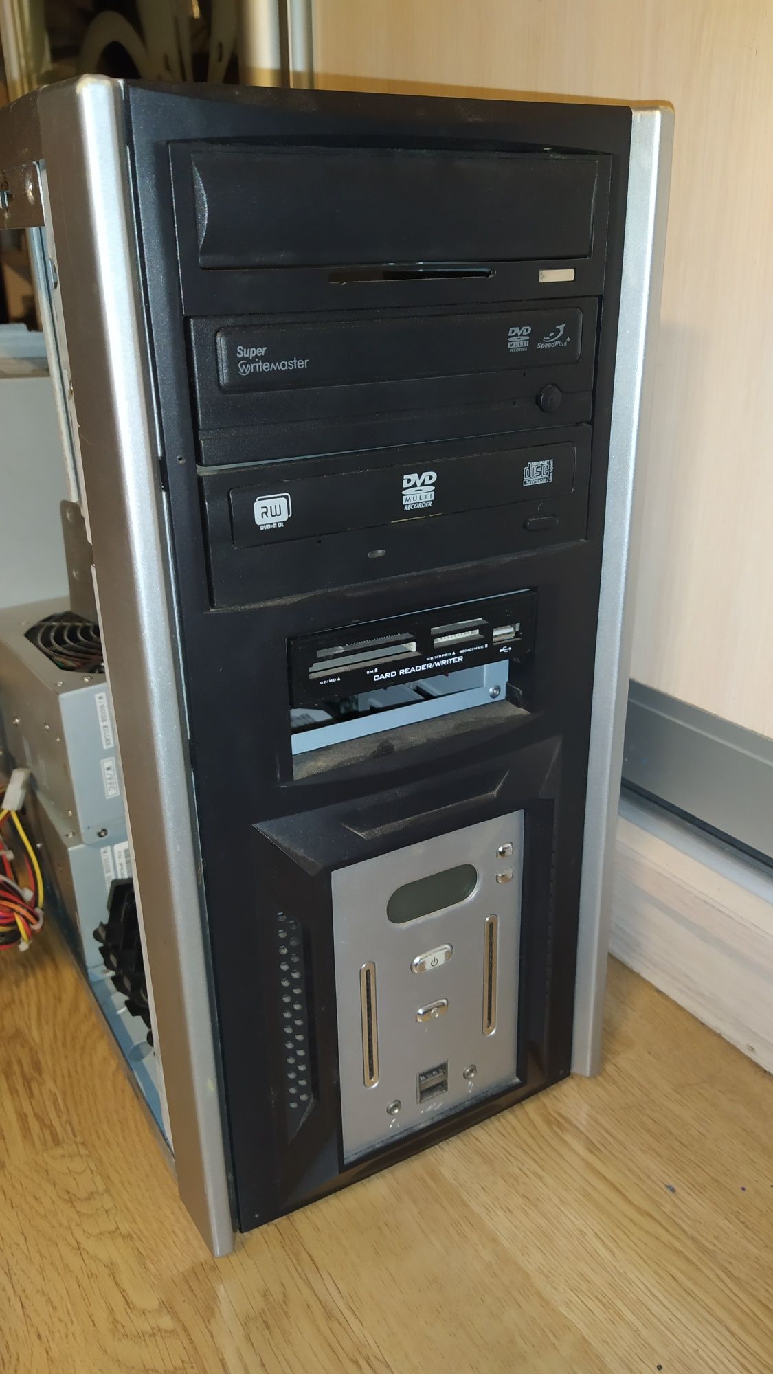 ПК компютер Core2Duo E5400 2Gb DDR2 160GB HDD 300w CD DVD