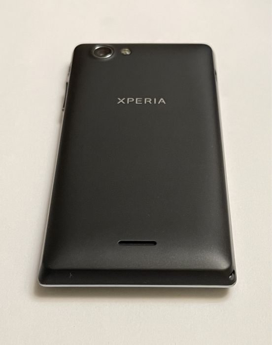 Smartfon kolekcjonerski SONY XPERIA J ST26i jak nowy