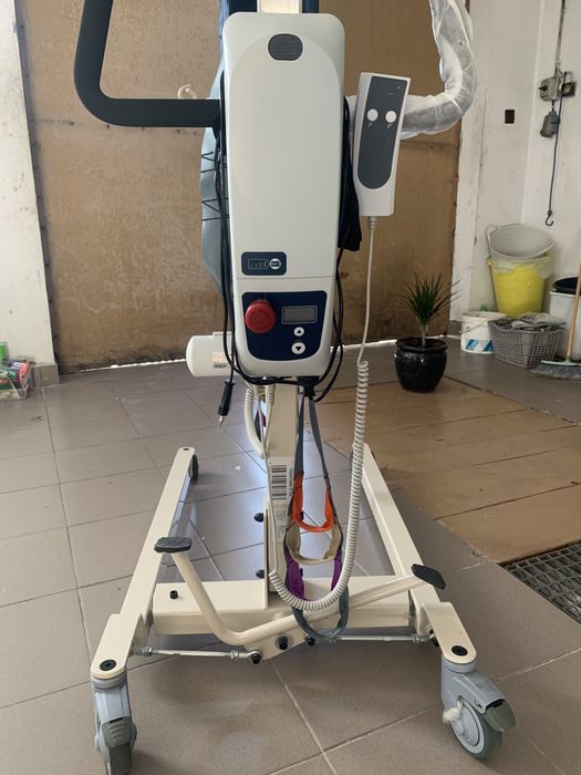 Podnośnik transportowy