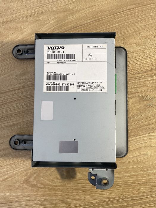 Wzmacniacz Radia Volvo V40 S60 V60 II 3140