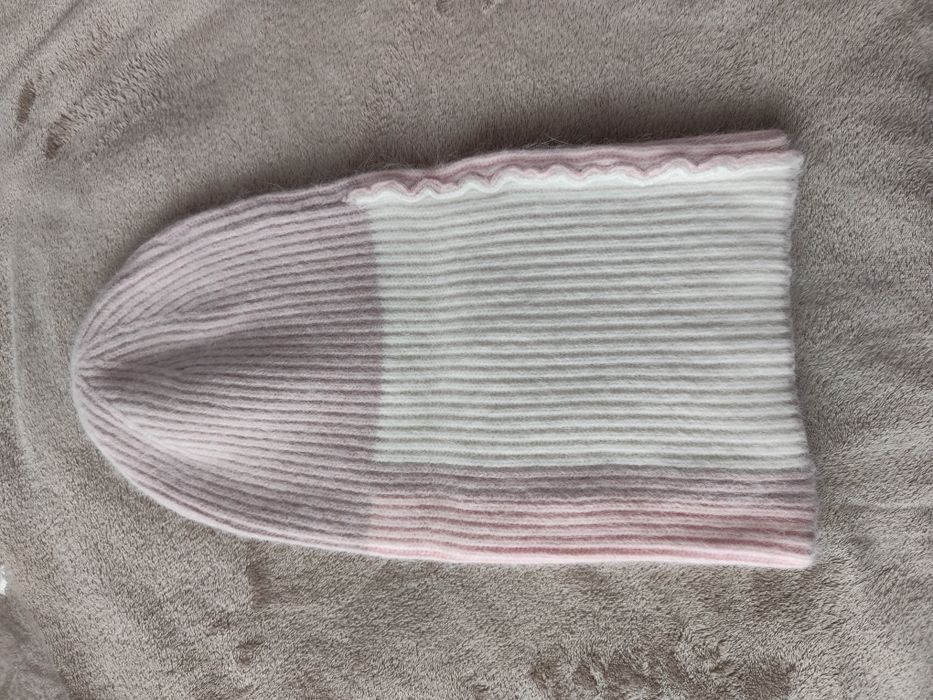 Зимова шапка, жіноча