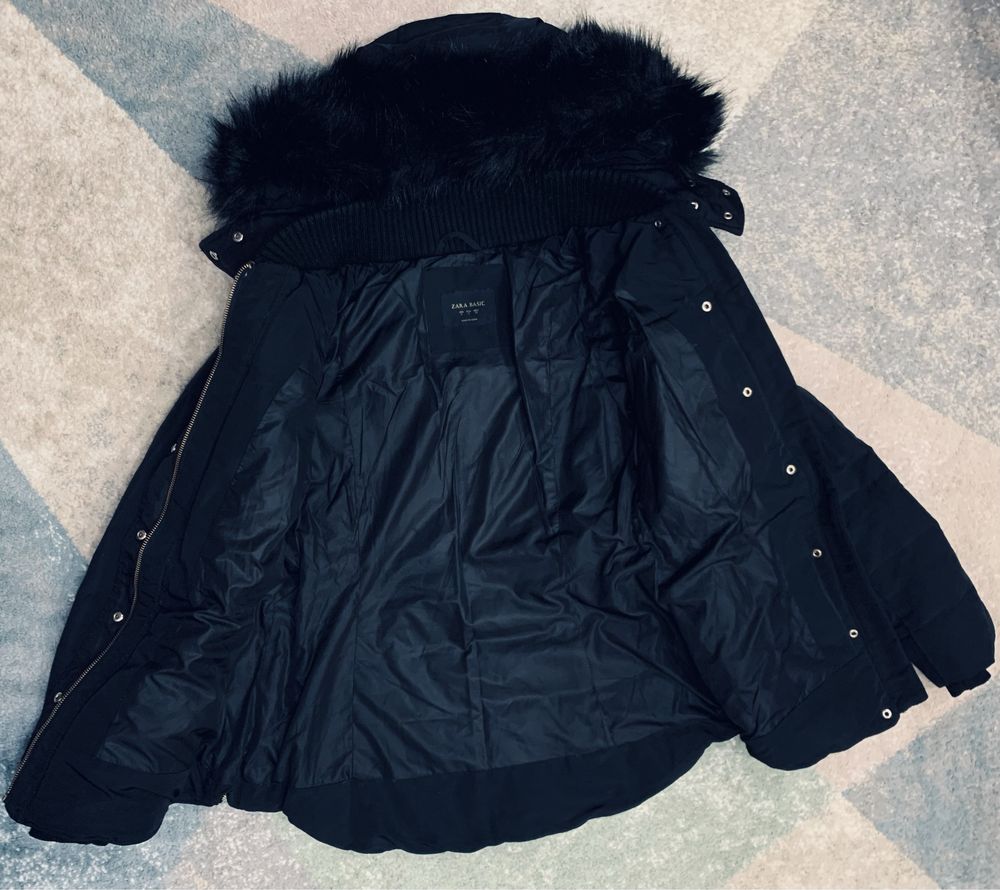 Пуховая курточка Zara (S)