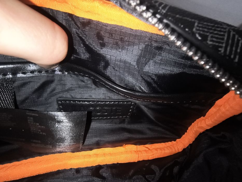 Продам сумку Lacoste