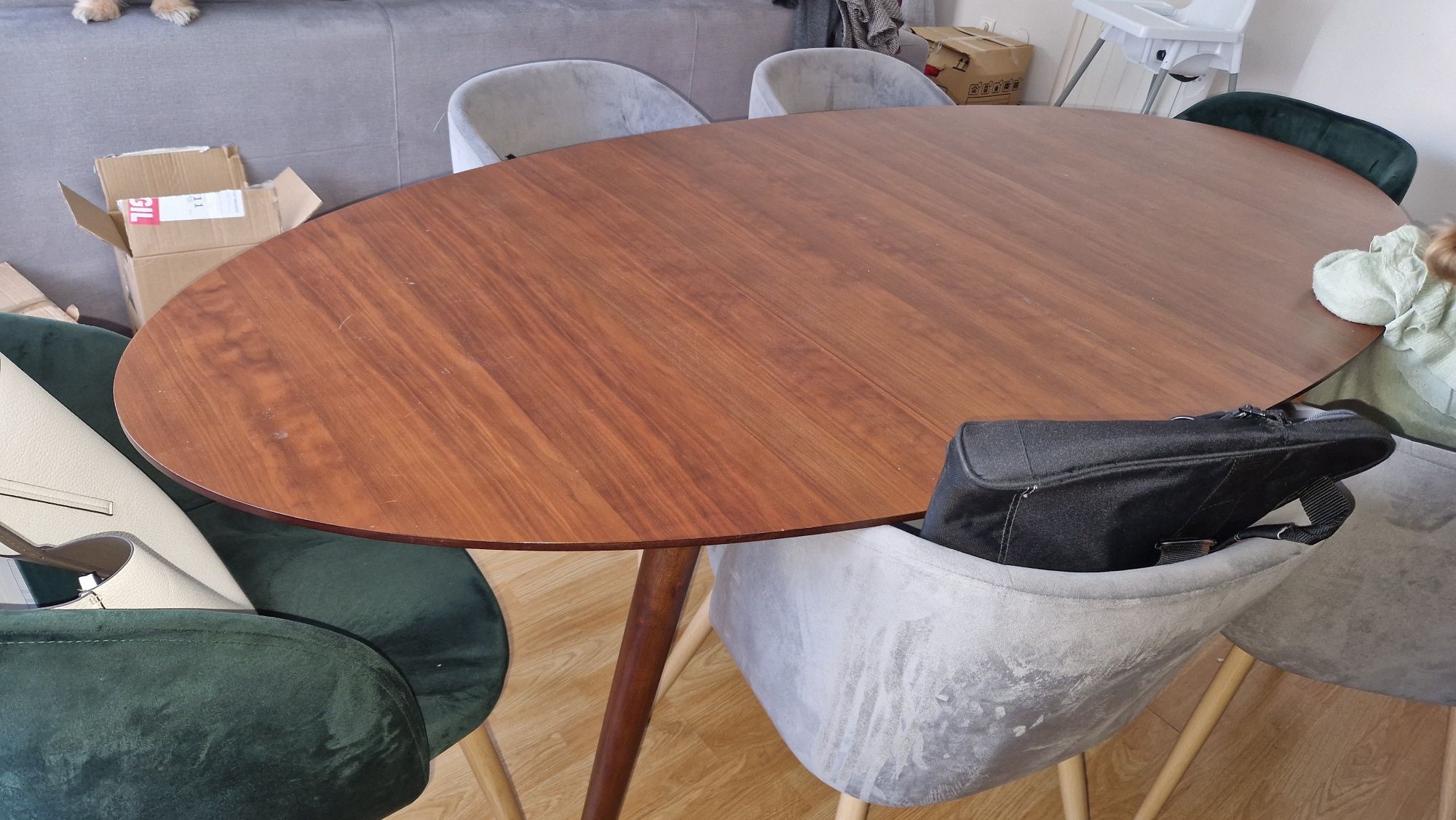 Mesa de Jantar oval