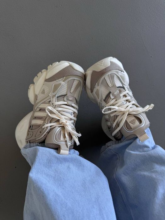 БЕЗ ПЕРЕДОПЛАТ‼️ жіночі кросівки Adidas xlg runner BEIGE / WHITE