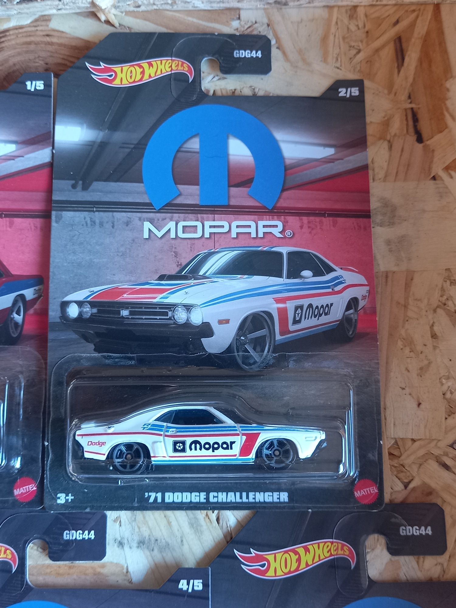 Conjunto de 5 miniaturas MOPAR