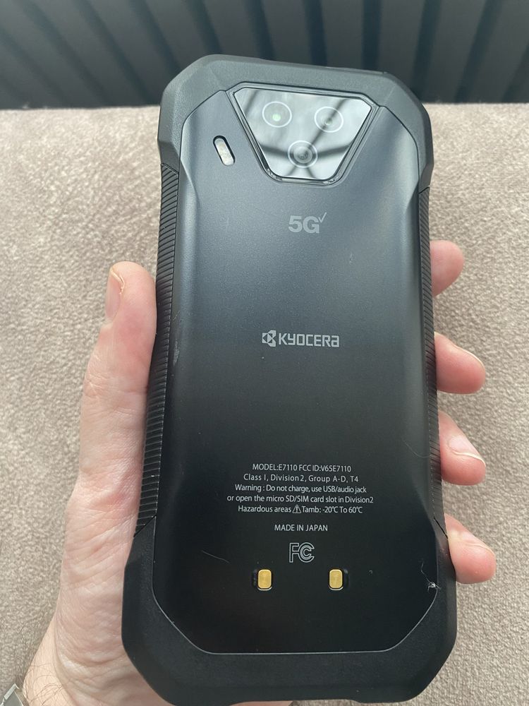 Телефон Kyocera Duraforce Ultra 6/128