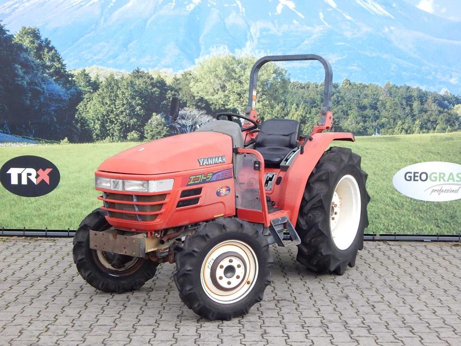 Mały ciągnik Yanmar AF330 4x4 33KM PROMOCJA traktor C330 WSPOMAGANIE