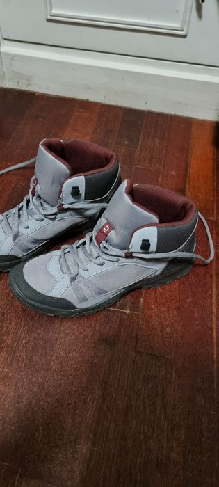 Botas caminhada impermeáveis 39