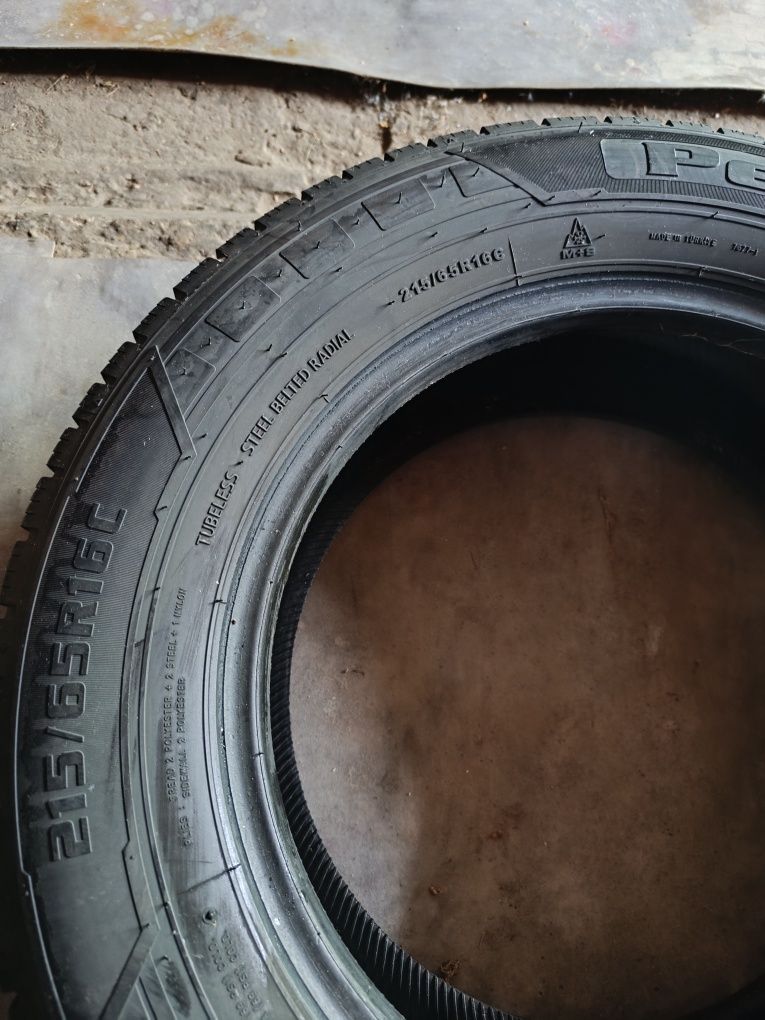 Opony  215/65 r16c