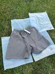 Spodenki essentials shorts brązowe r.M