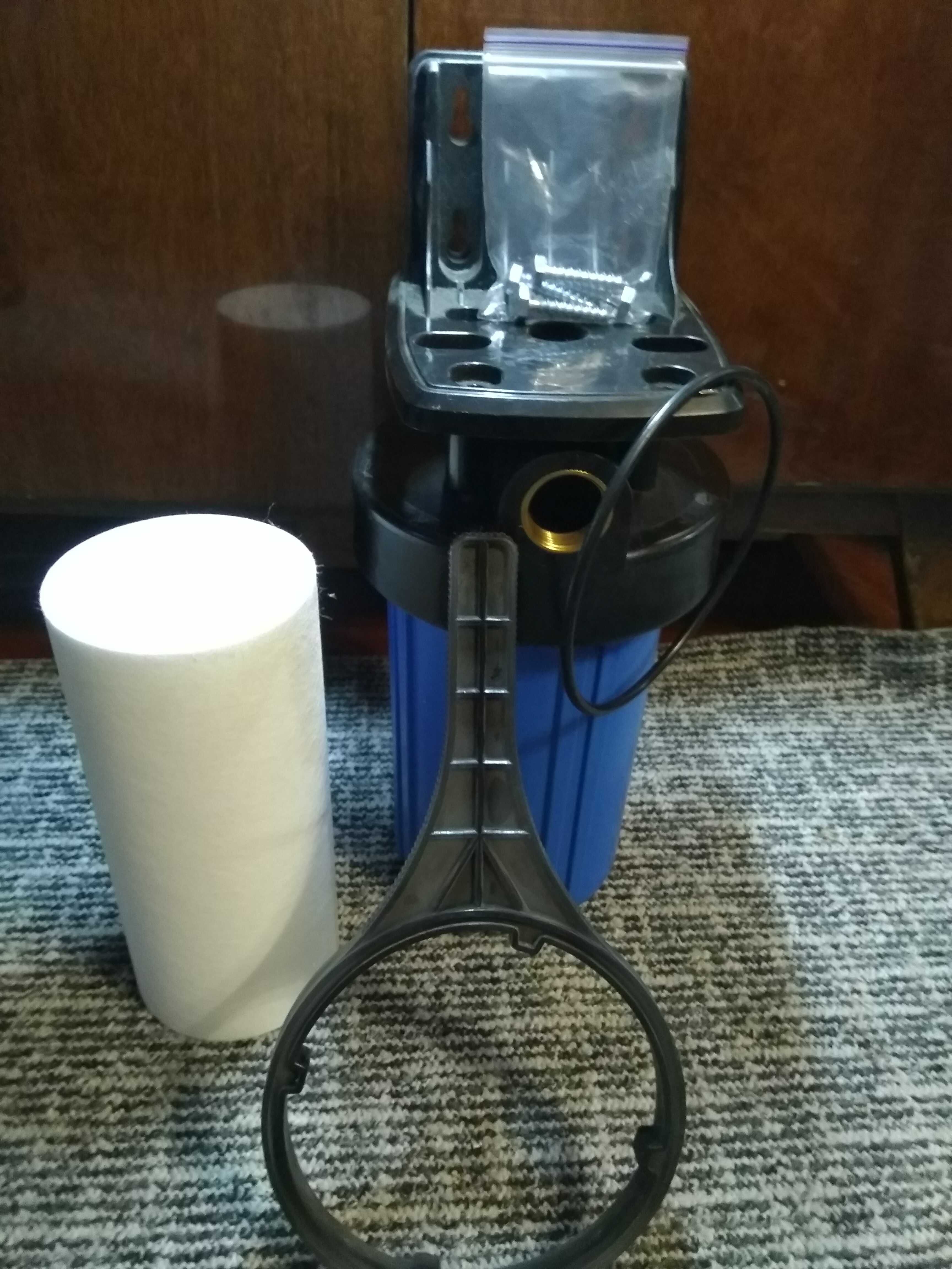 Корпус з фільтром з механічним очищення води