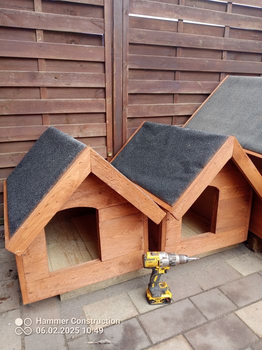 Buda dla psa ocieplana solidna zapraszam