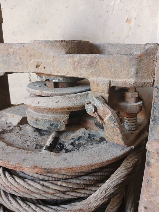 Либедка зил 131...