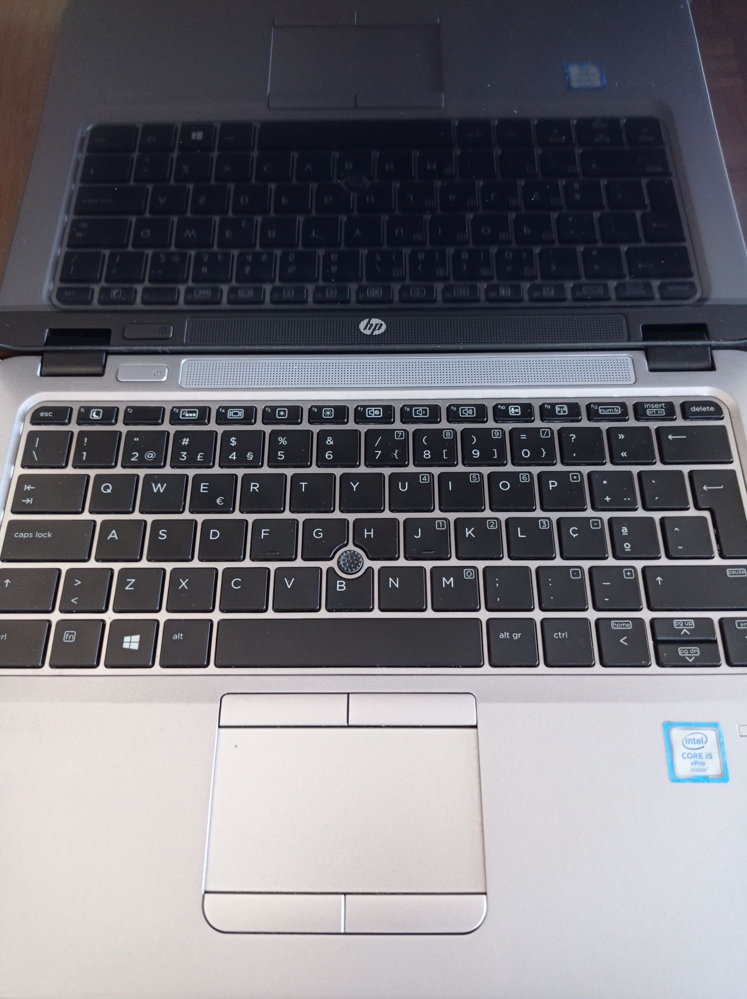 Portátil HP EliteBook 820 G3 - Recondicionado c/garantia