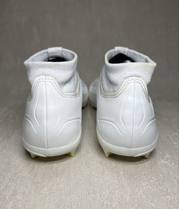 Бутси Adidas Predator League Laceless Firm Ground Football Boots White