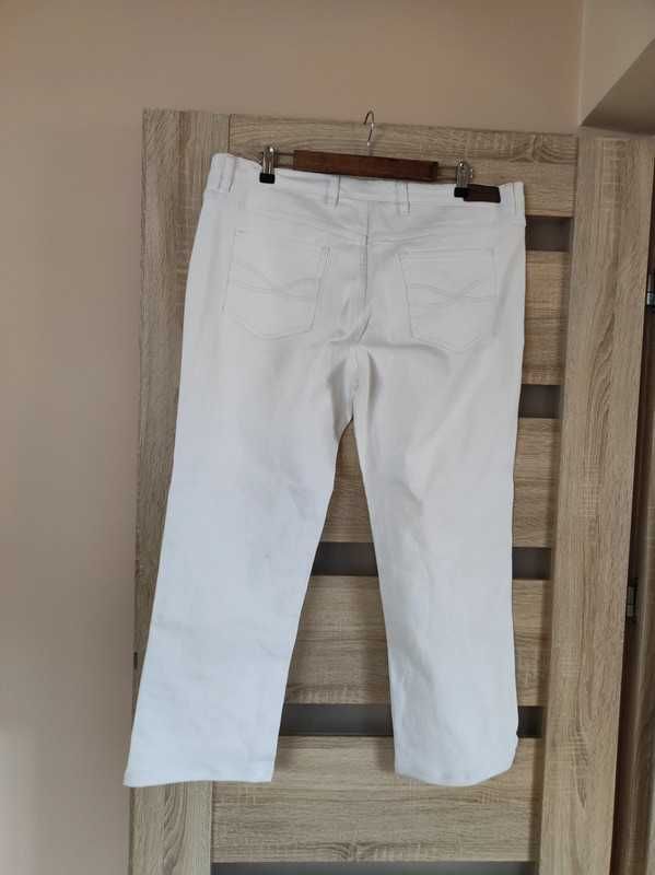 białe spodnie john baner 48 db stan