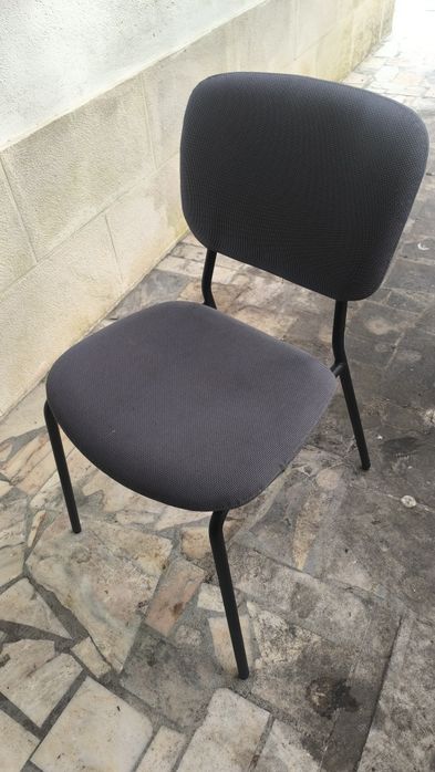 Cadeira Cinzenta Confortável