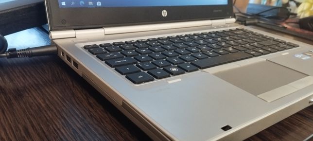 Продам ноутбук з США EliteBook 8460P i5-2го/Ssd 120Gb/ОЗУ 4Gb/Video1Gb