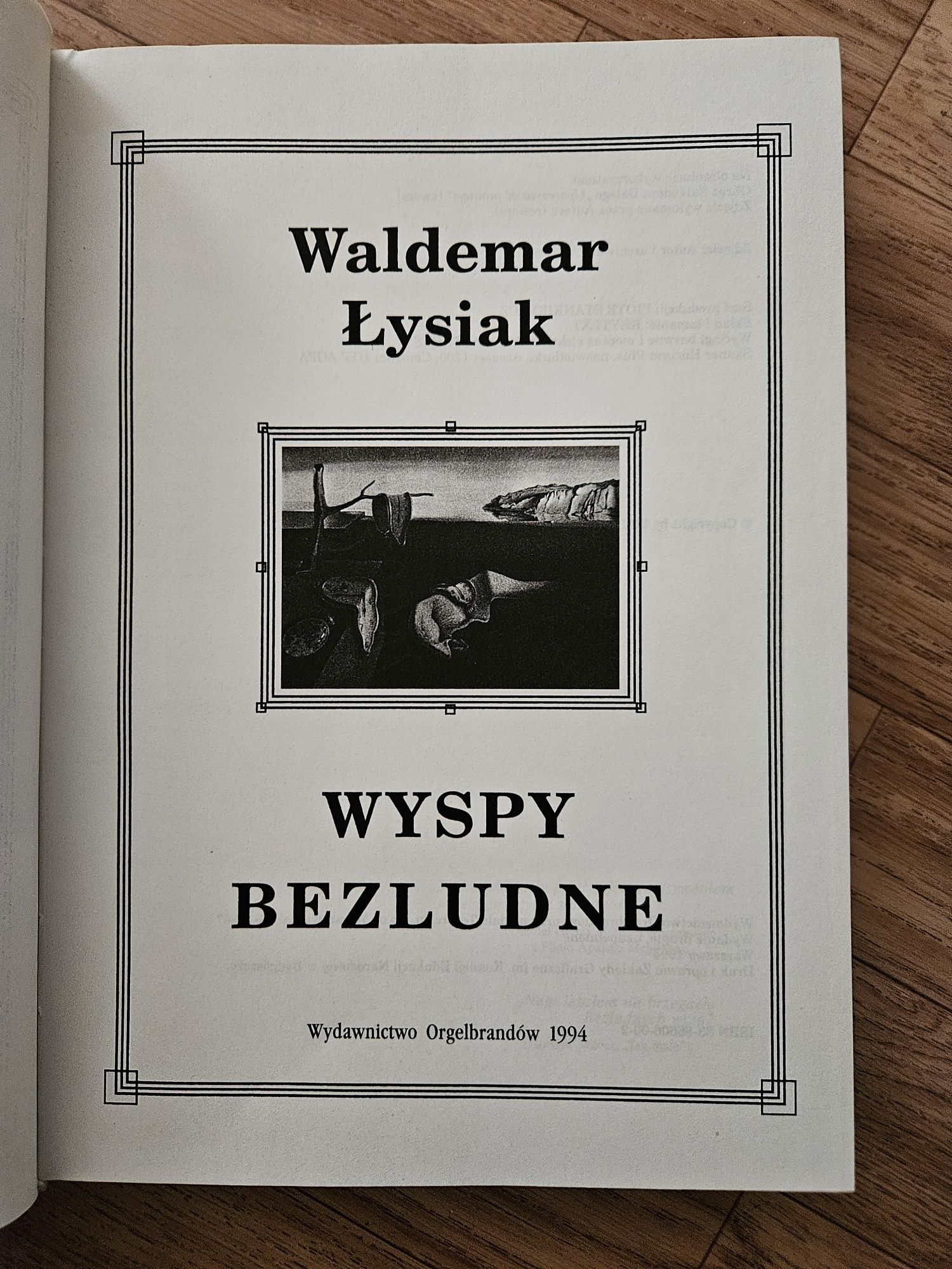 Wyspy bezludne.  Waldemar Łysiak