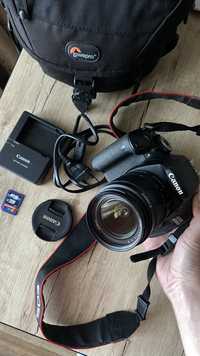 Canon EOS 600D дзеркальний фотоапарат