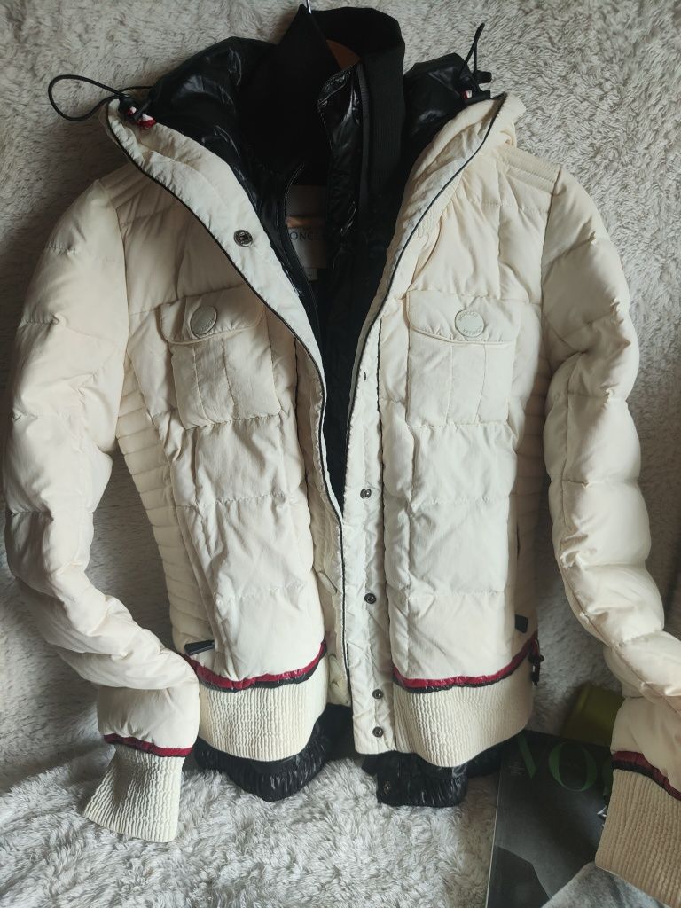 Kurtka kremowa parka Moncler rozm. L / M