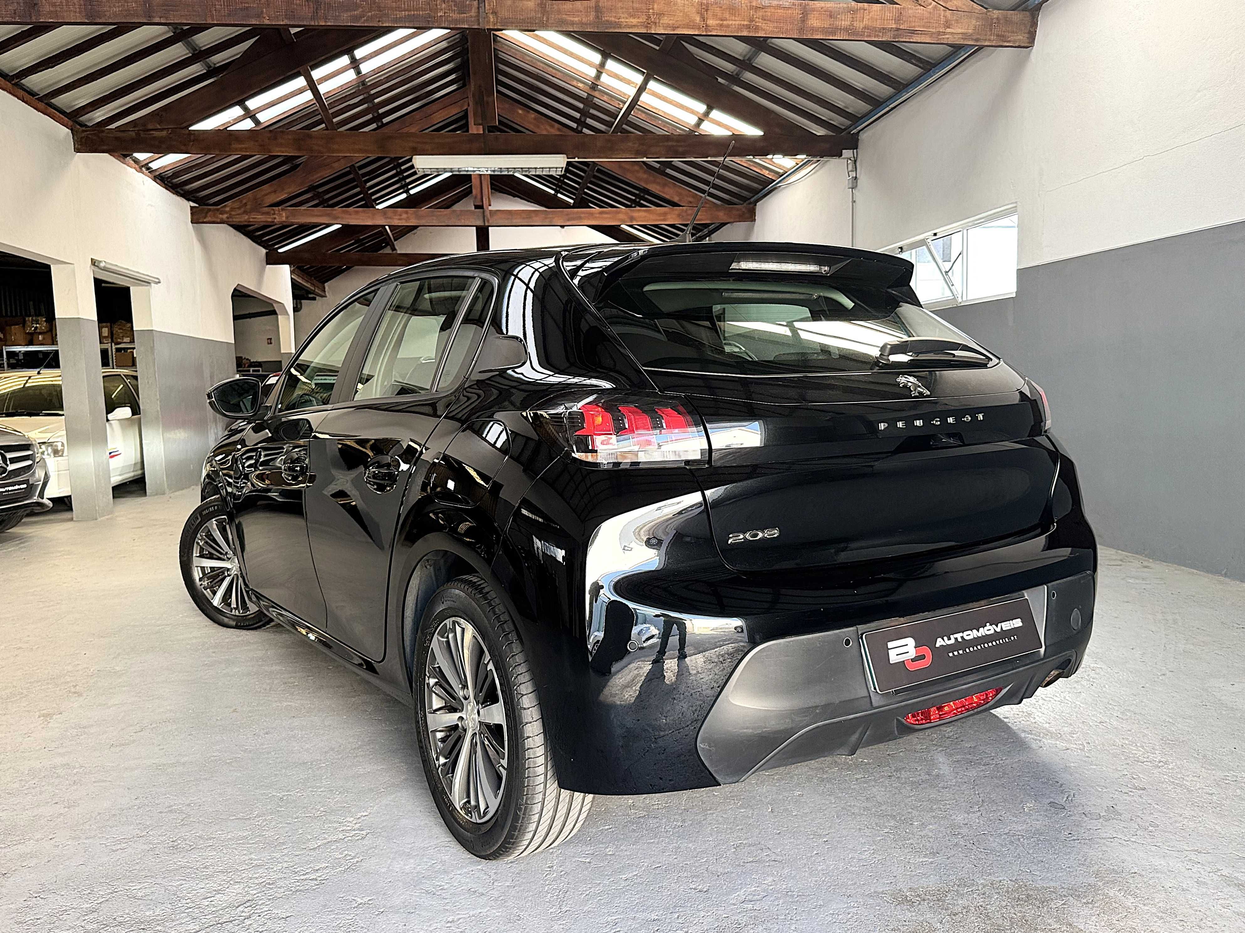 Peugeot 208 1.2 PureTech C/Novo