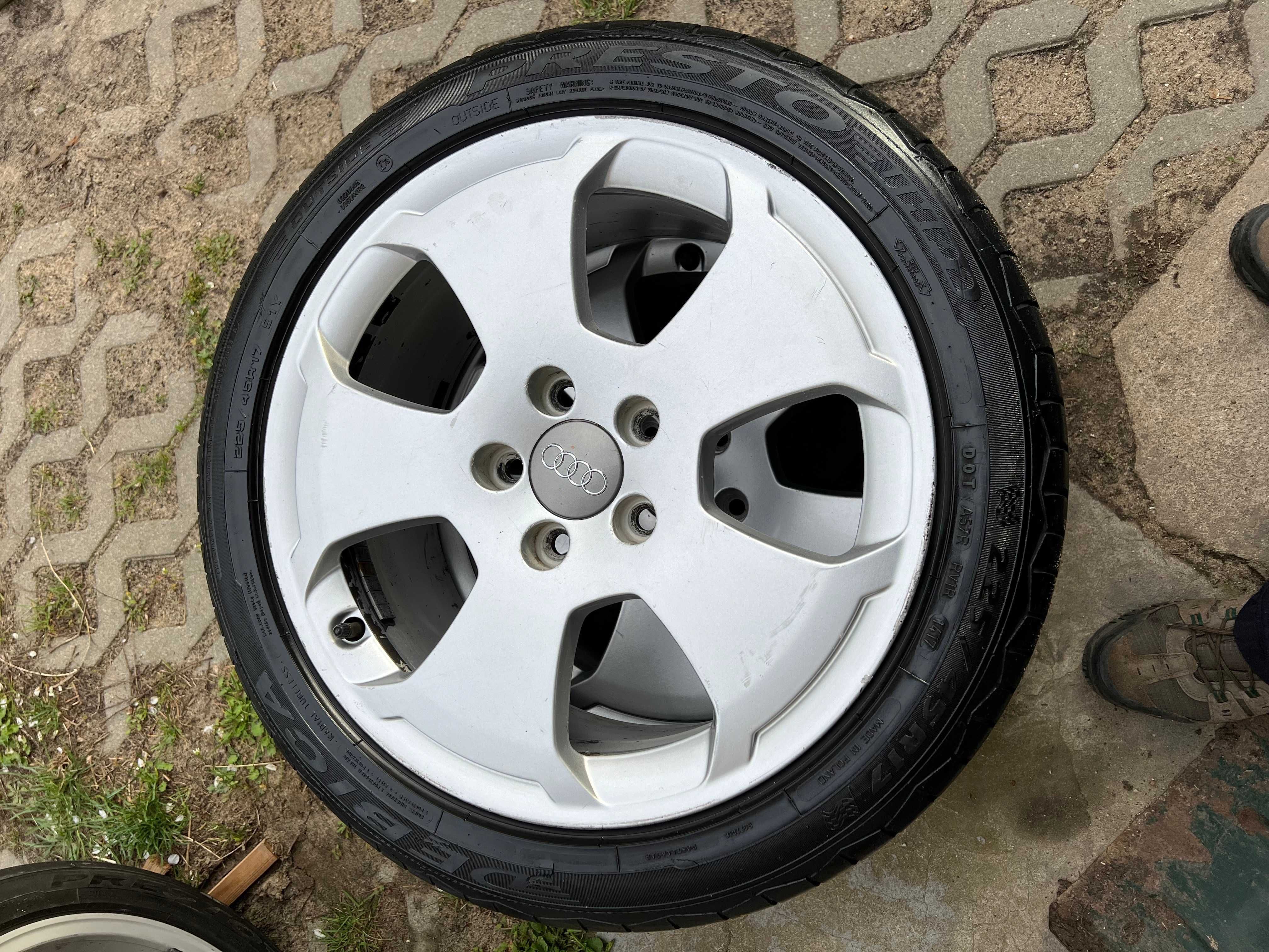 oryginalne felgi Audi 17" 7.5Jx17H2 ET56 +opony używane z VW Passat B6