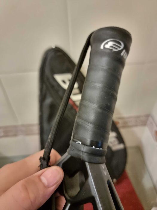 Raquete de Padel Bullpadel PRO