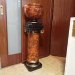 Coluna e vaso cerâmica