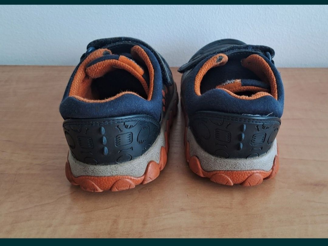 Buty skórzane chłopięce clarks rozmiar 28